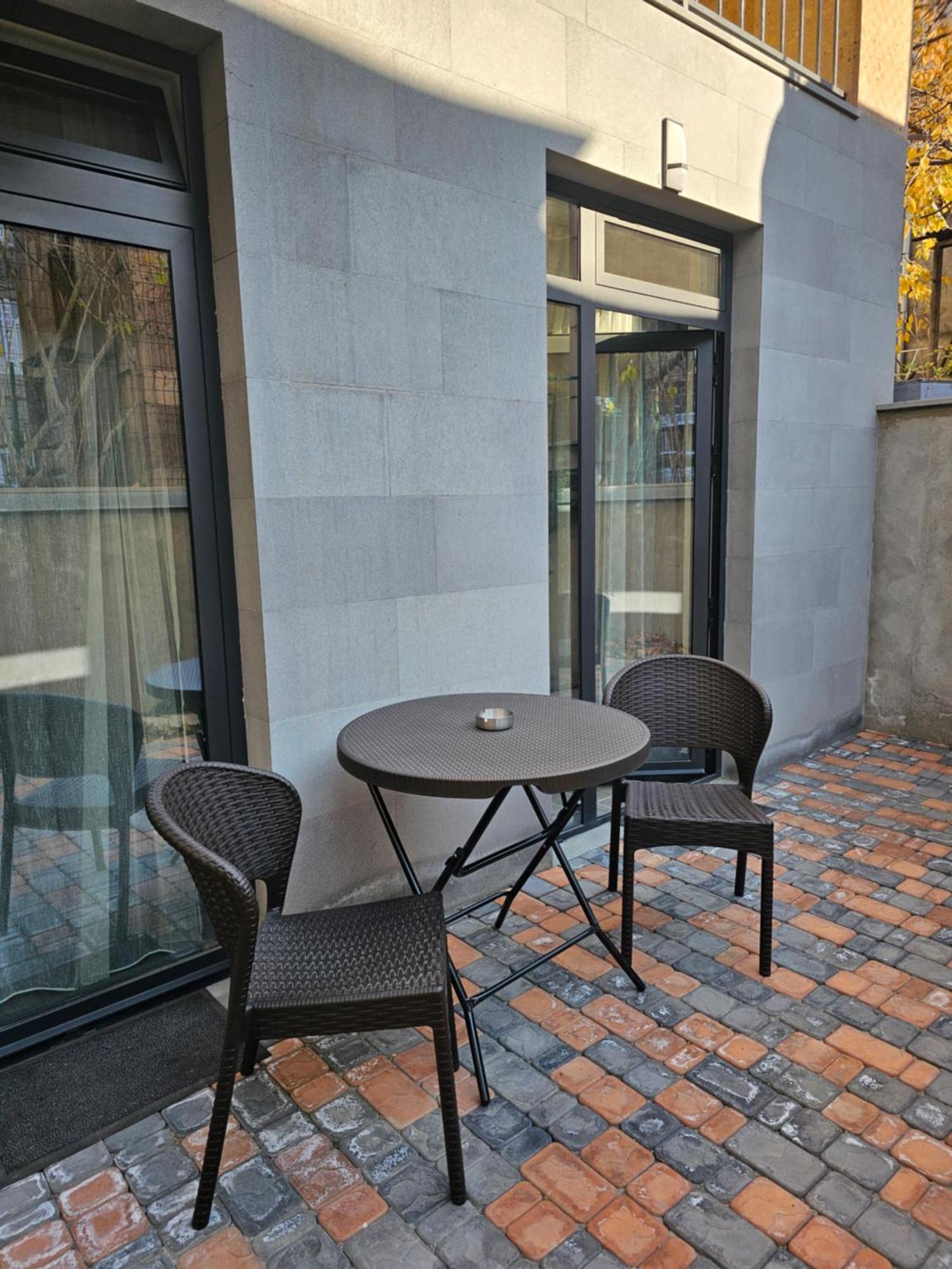 Hotel Avenue 30 Erivan Exterior foto