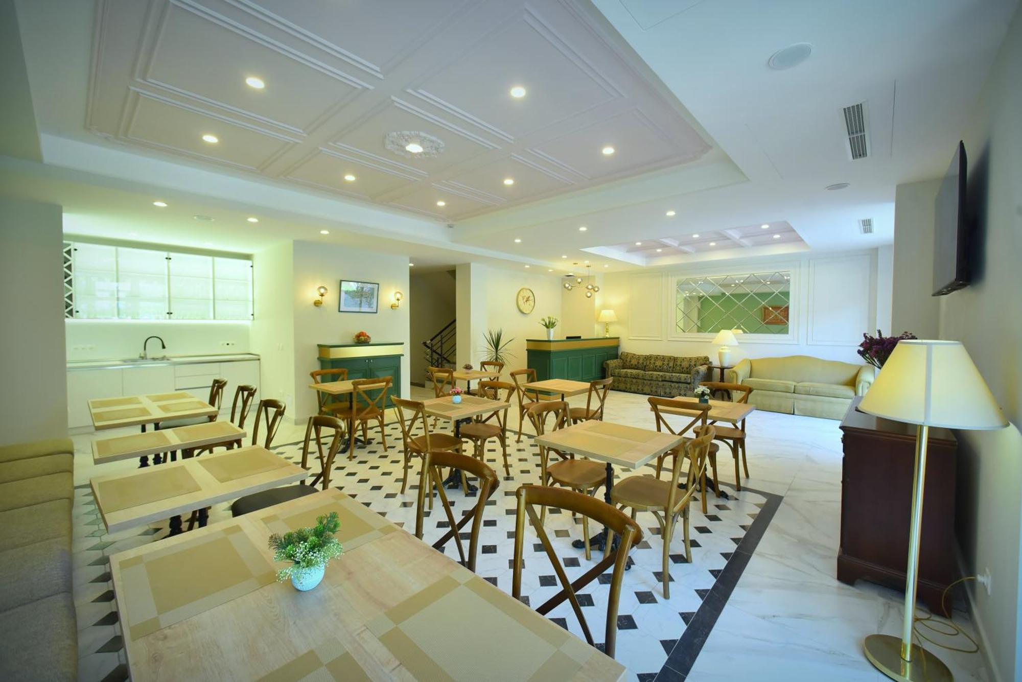 Hotel Avenue 30 Erivan Exterior foto