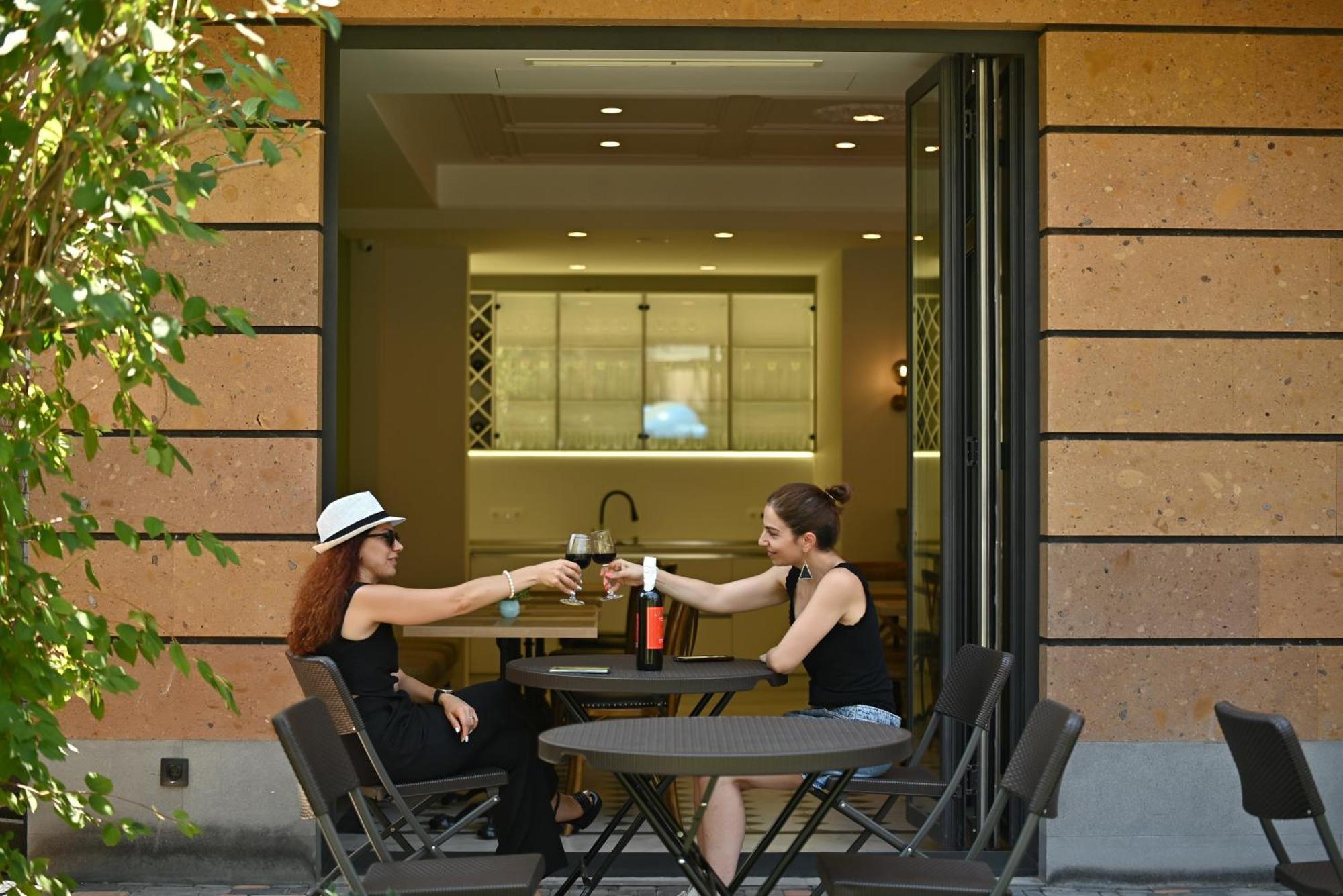 Hotel Avenue 30 Erivan Exterior foto
