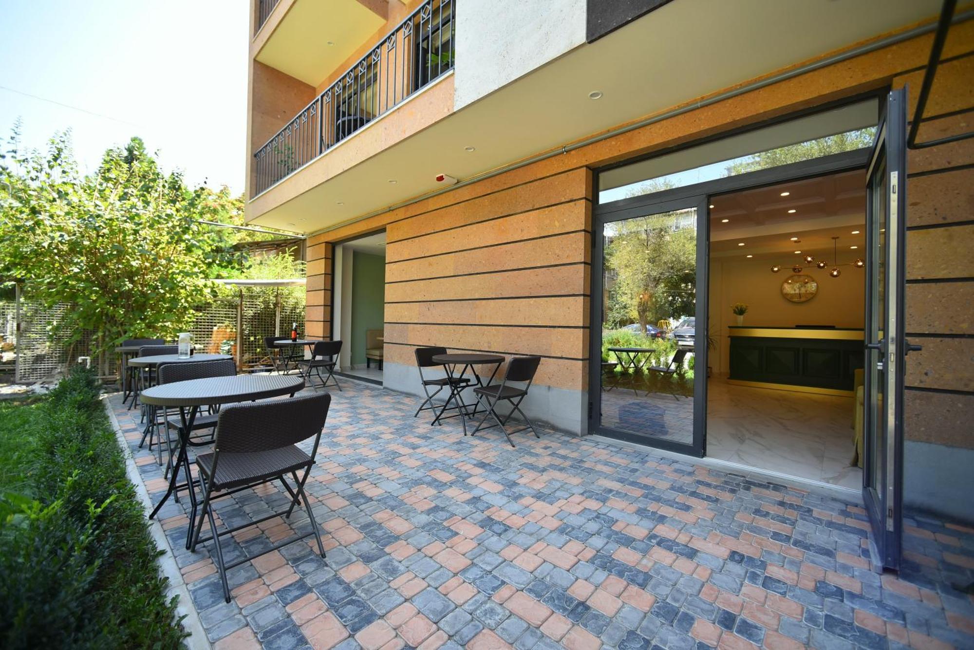 Hotel Avenue 30 Erivan Exterior foto